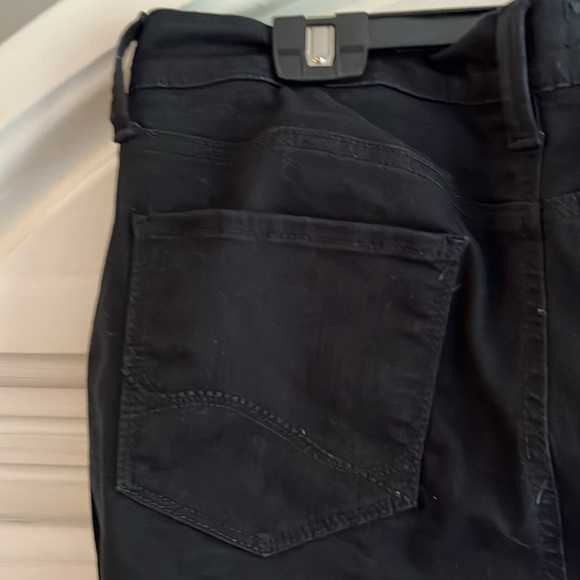 NYDJ Dayla wide cuff capri in black - Picture 6 of 11